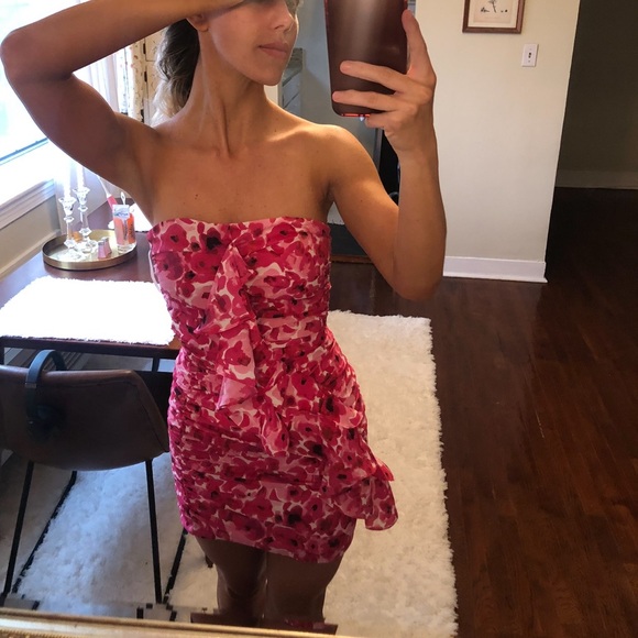 💖galentines sale💖 revolve ruffle mini - Picture 9 of 10